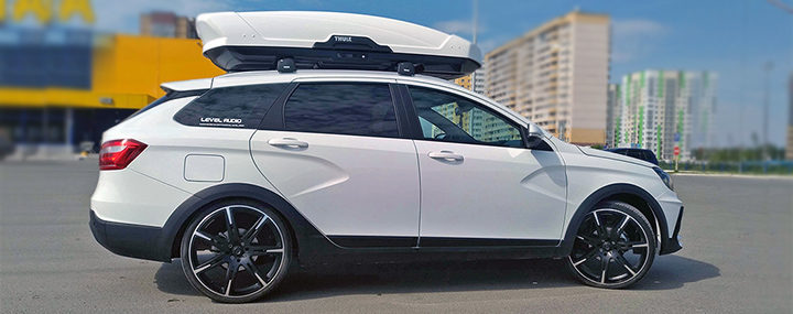 Пользователей интернета удивила Лада Веста СВ Кросс на 20-х дисках